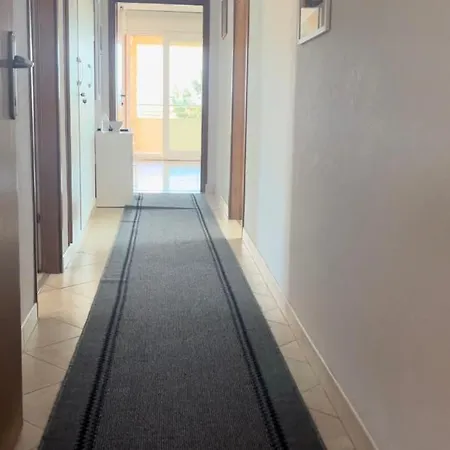 Engelmark Apartment *